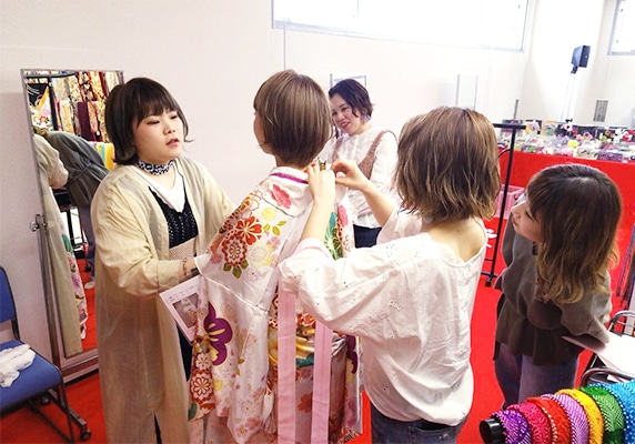 お持ち込み衣装（ママ振など）も好評受付中！