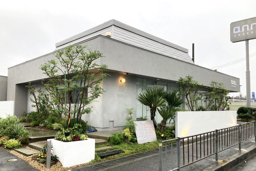 ann CHEEKS 貝塚店